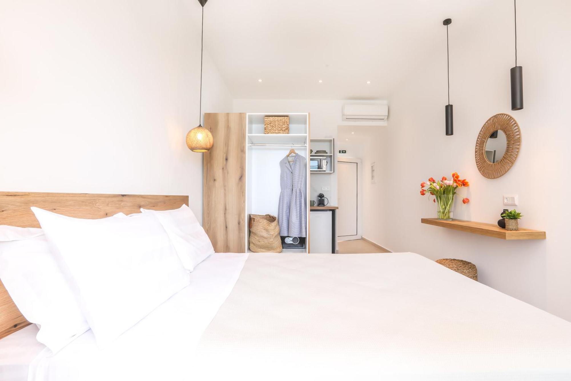 Magdachris Luxury Rooms Агиос Георгиос Пагон Екстериор снимка