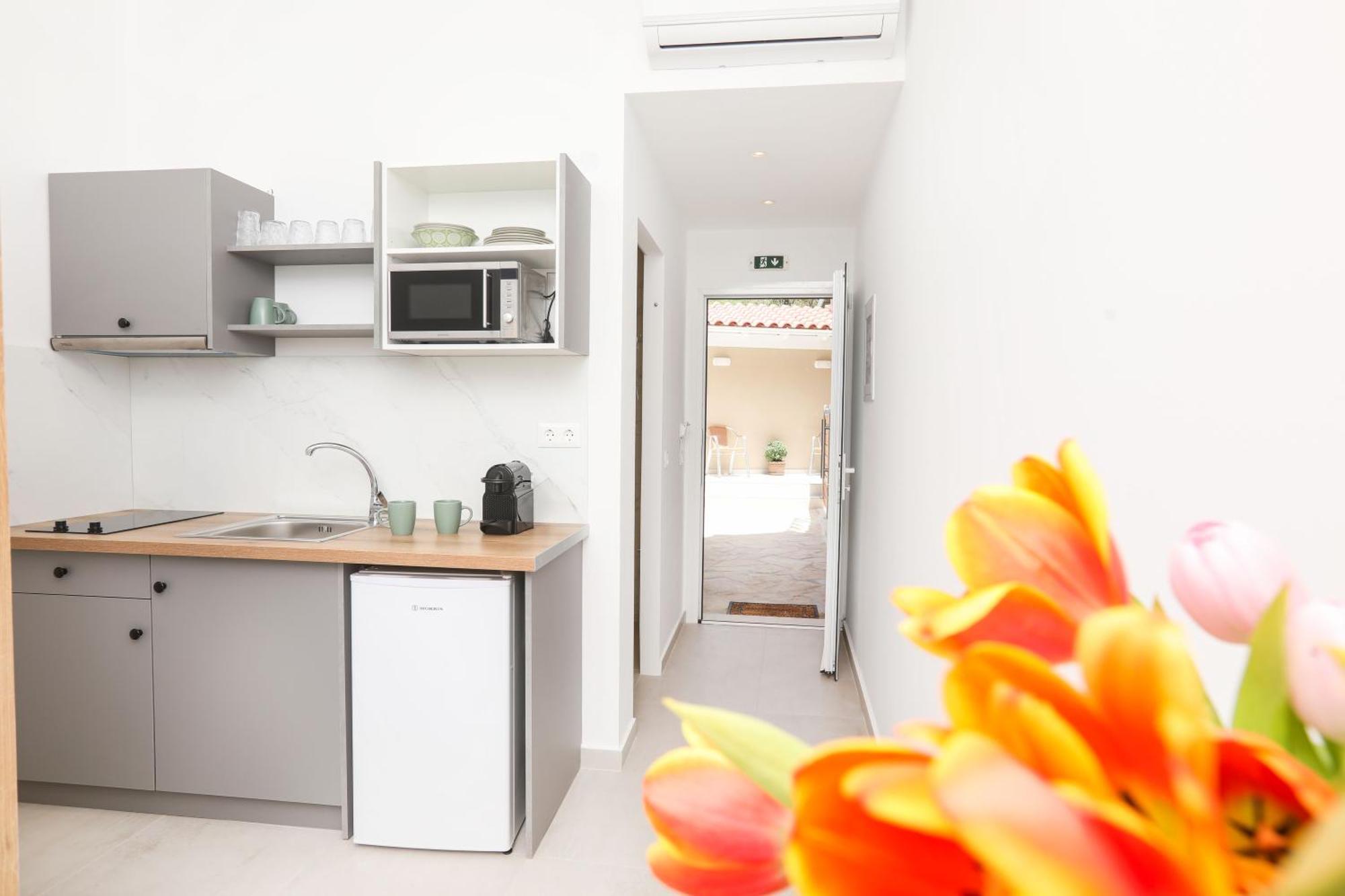 Magdachris Luxury Rooms Агиос Георгиос Пагон Екстериор снимка